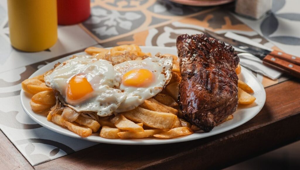 Filete a lo pobre - Completos Oriente