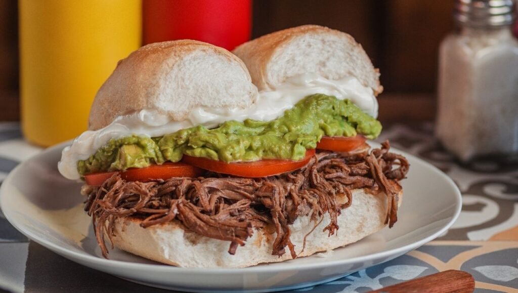 Mechada Italiana - Completos Oriente